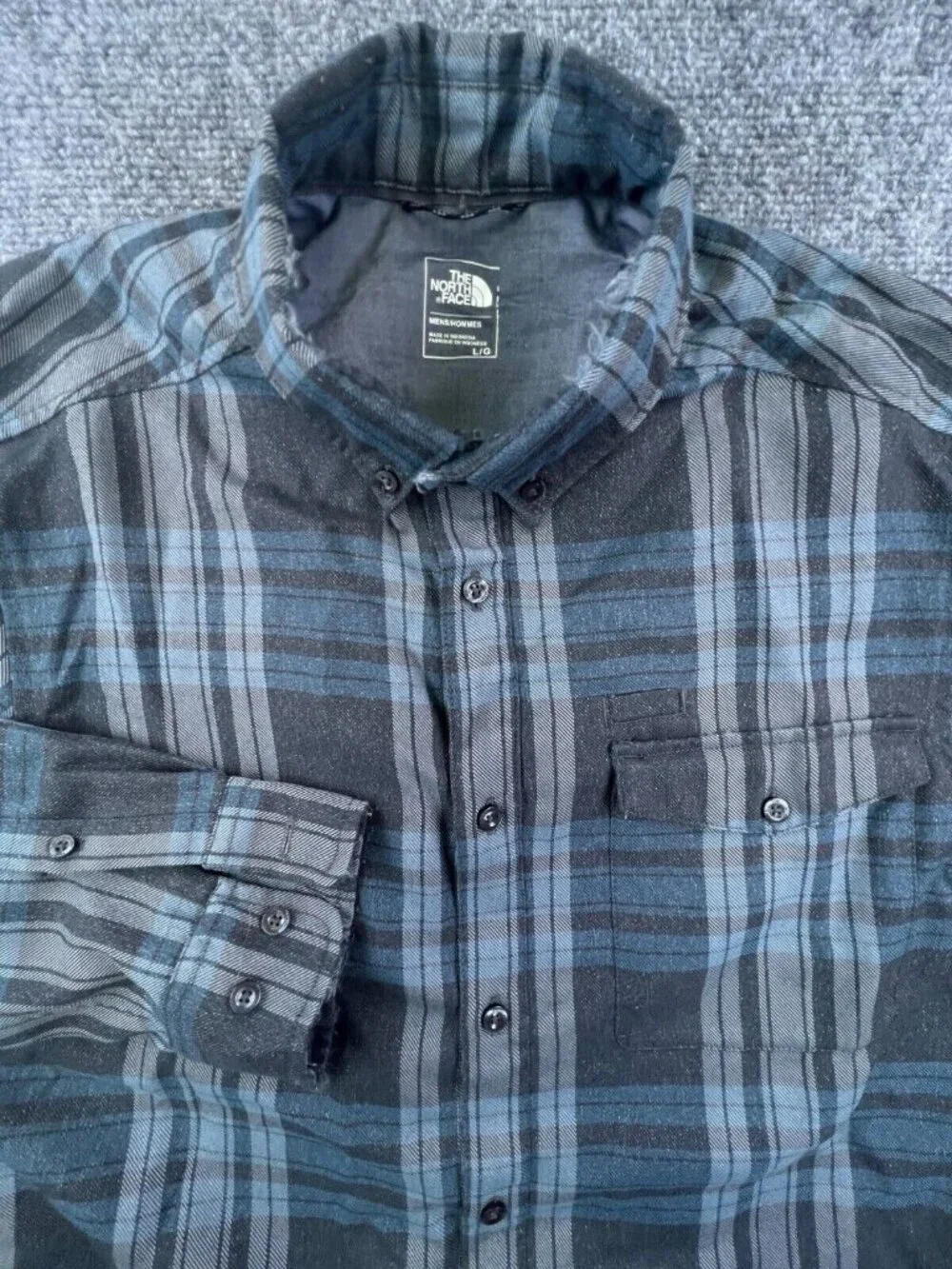 The North Face Adult Men's Large Multicolored Plaid Button Up Long Sleeve Shirt